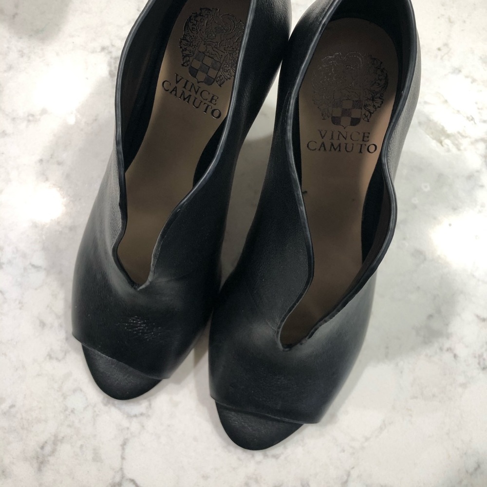Vince Camuto black leather bootie